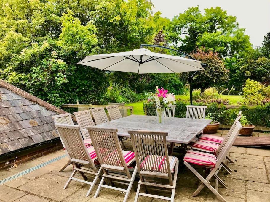 Arniss Farmhouse Fordingbridge Exterior foto