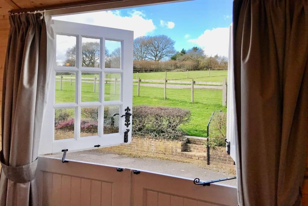 Arniss Farmhouse Fordingbridge Exterior foto
